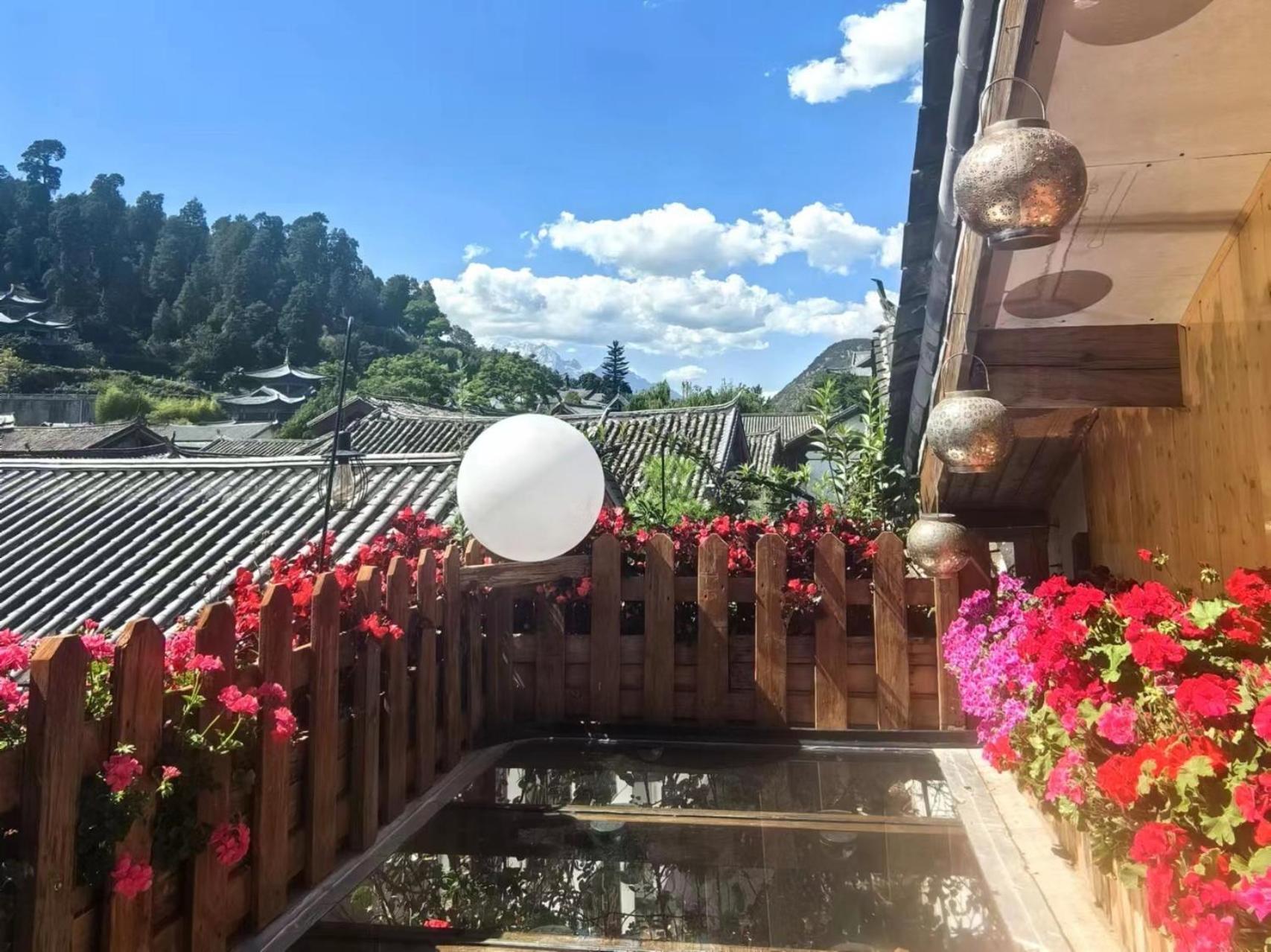 Lijiang Old Town Meiliju View Inn Екстериор снимка