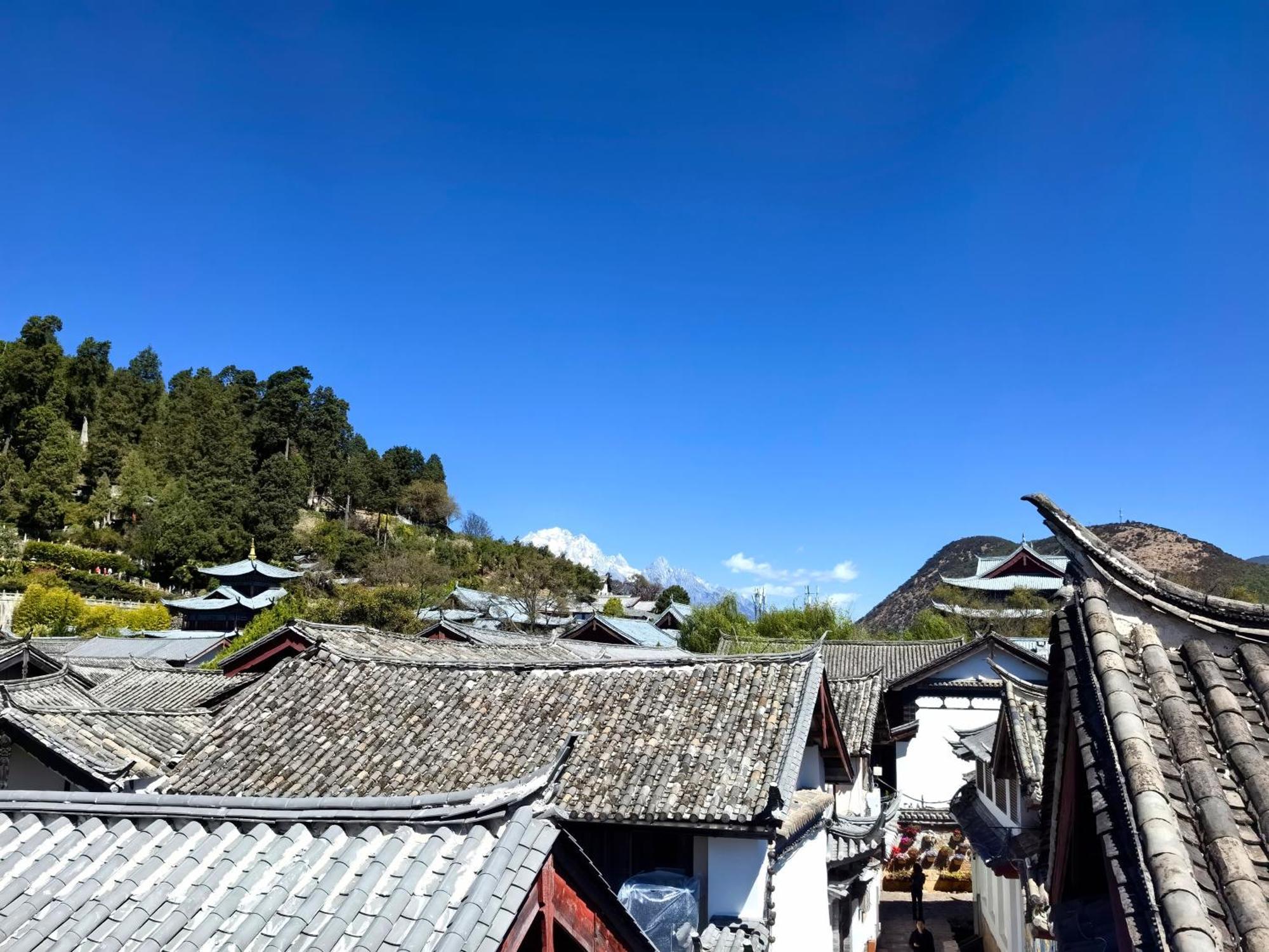 Lijiang Old Town Meiliju View Inn Екстериор снимка